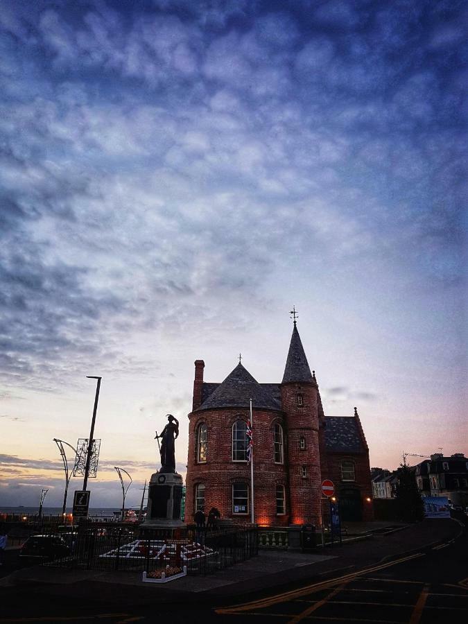 Apartmán Main Street House Portrush Exteriér fotografie